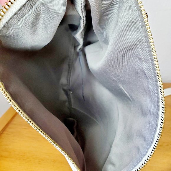 Remi/Reid | Faux White Leather 10" Crossbody Purse NEW - Picture 4 of 10